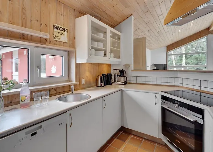 Ferienhaus Mojag - 1km From The Sea By Interhome Molby